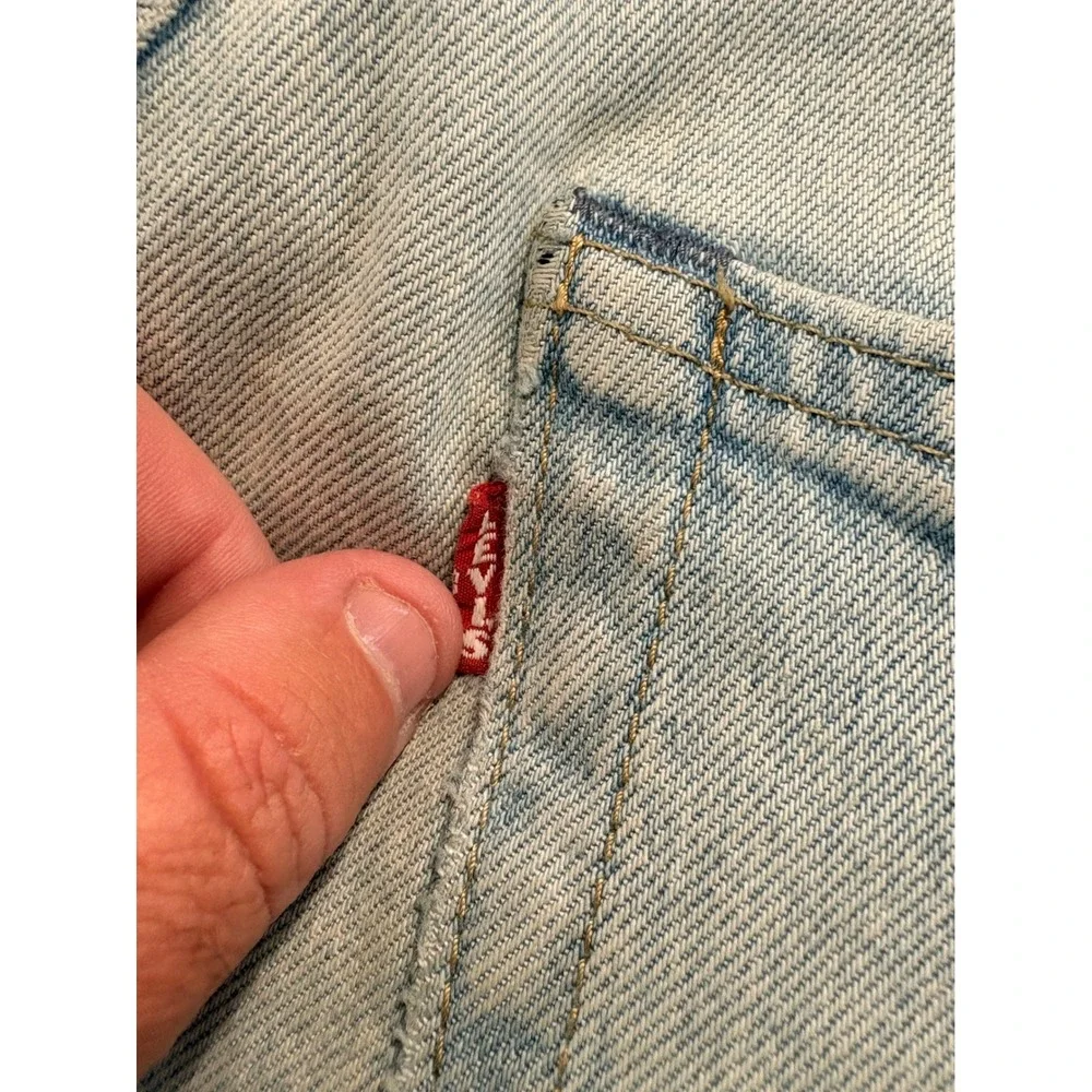 Levis Premium 502 Taper Fit Jeans Light Wash Denim W30 L32 Mens 29507-0942